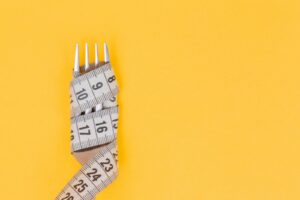 Peelingi do twarzy – klucz do zdrowej i promiennej cery